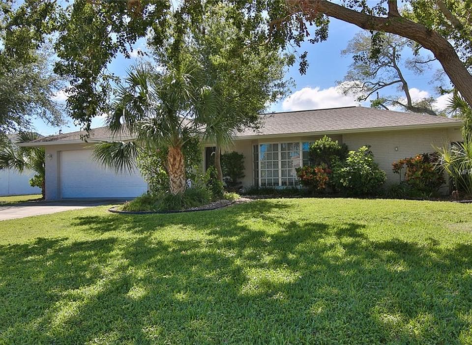 1st image of 3746 Breezemont Dr