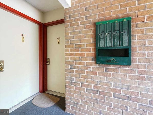 109 Meadowview Ln #109