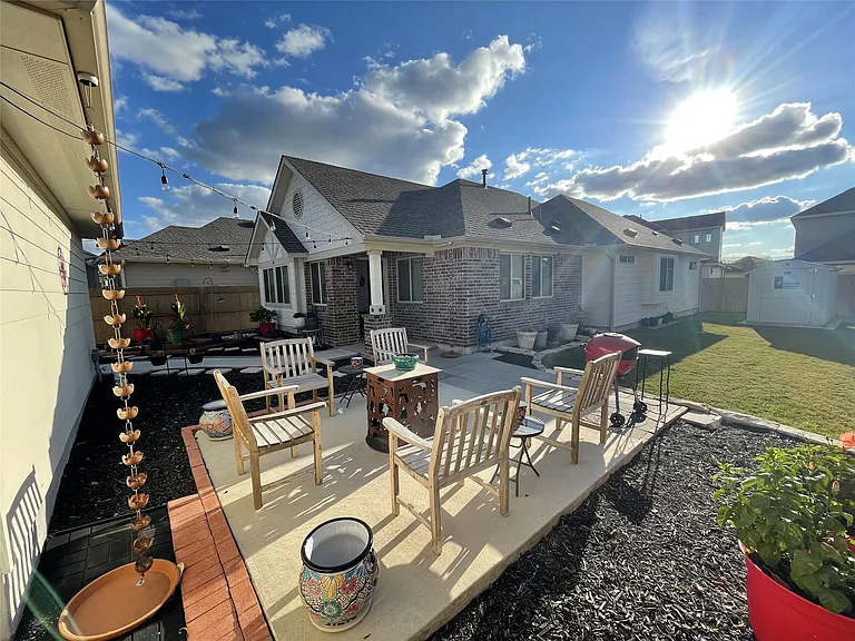 108 Lasino Dr — Photo 36