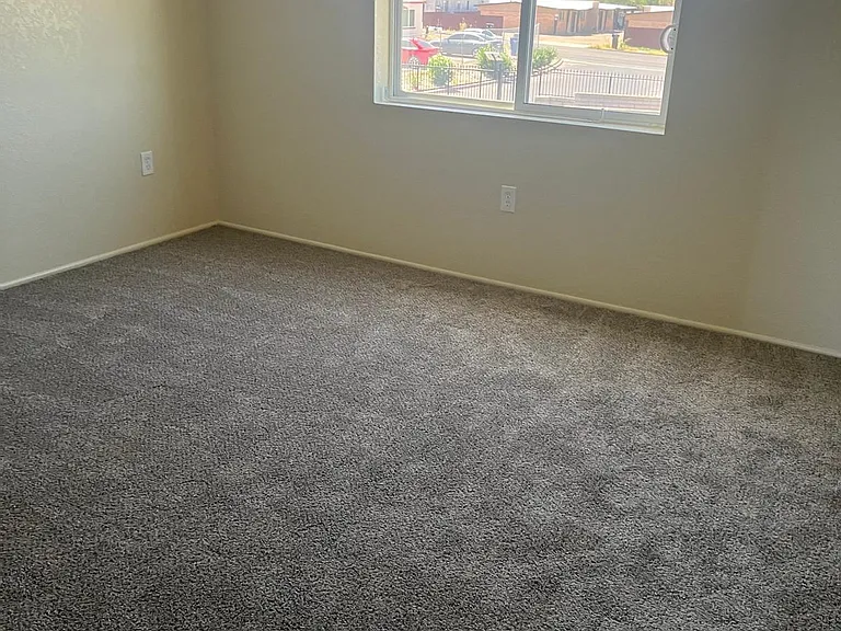 345 E Glenn St #3 — Photo 8