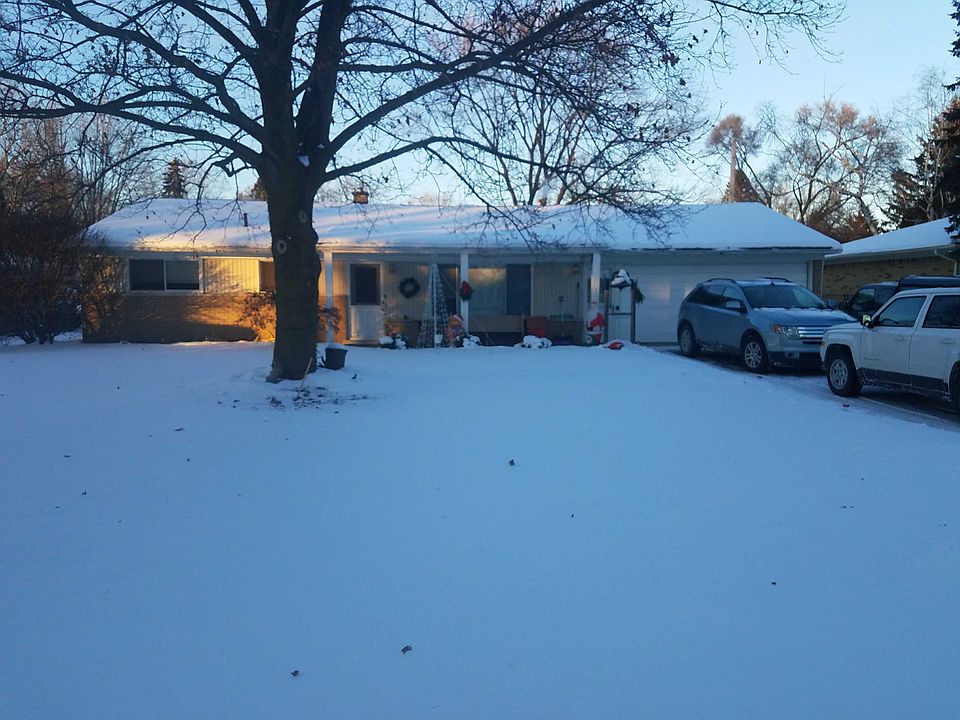 1st image of 5017 Robert St
