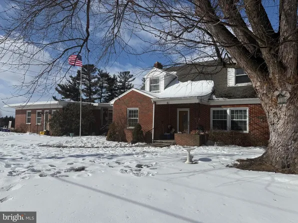 61 W Water St, Smithsburg, MD 21783