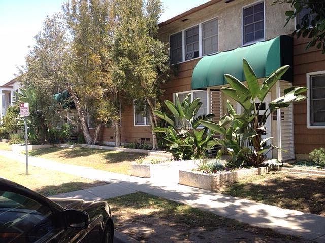 1st image of 4562 California Ave