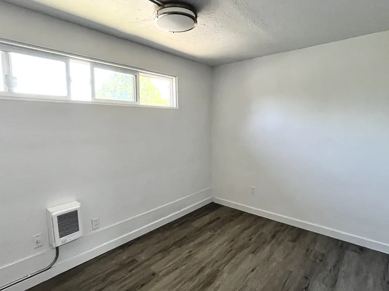 310 E 17th Ave #4 — Photo 8
