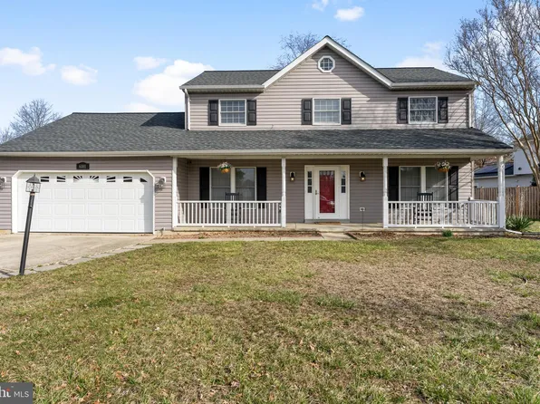 6101 Bison Ct, Waldorf, MD 20603