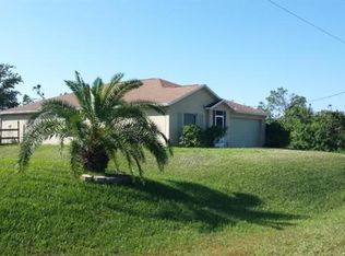 2715 33rd St W, Lehigh Acres, FL 33971