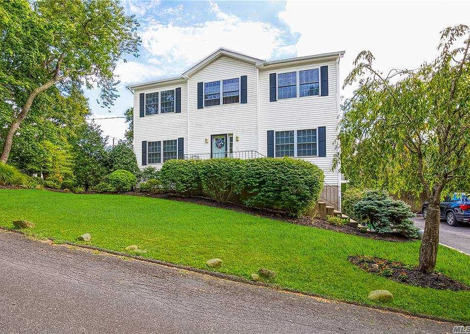1st image of 10 Bobilin Ln