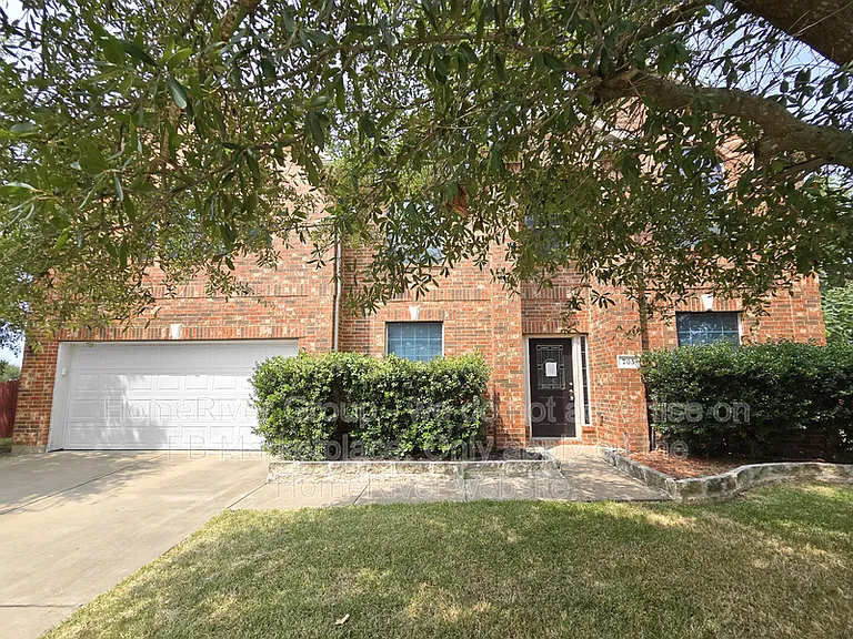 705 Champlain Ct — Photo 20