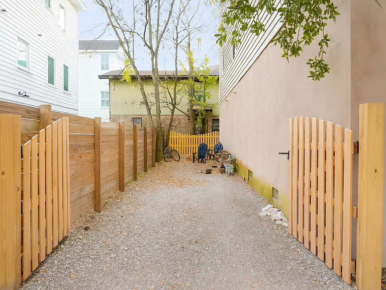 61 Cooper St — Photo 7