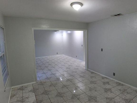 5th image of 18408 Bechard Ave