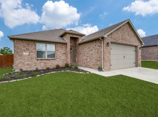 51 Kramer Ln, Sanger, TX 76266