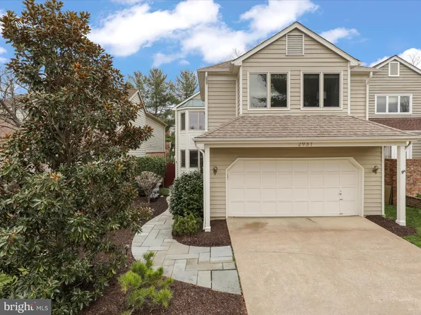 2931 Aran Ct, Oakton, VA 22124