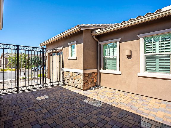3rd image of 3231 S Huachuca Way