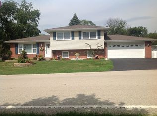 4424 Buckley Ave, Lisle, IL 60532