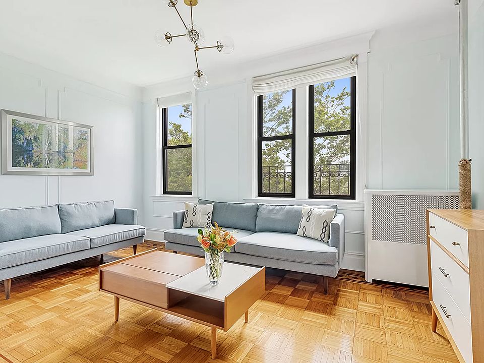 1st image of 225 8th Ave APT 4L