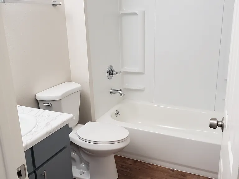 Greystone Apartments — Photo 8