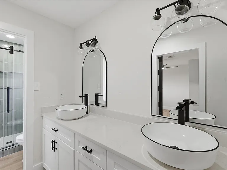 11507 Barwood Bend Dr — Photo 16