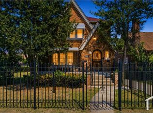 5274 Somerset Ave, Detroit, MI 48224