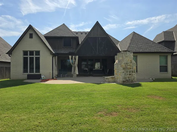 11026 S Kennedy St, Jenks, OK 74037
