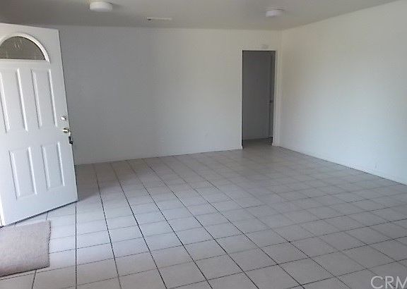 4th image of 1062 Ramona Ave