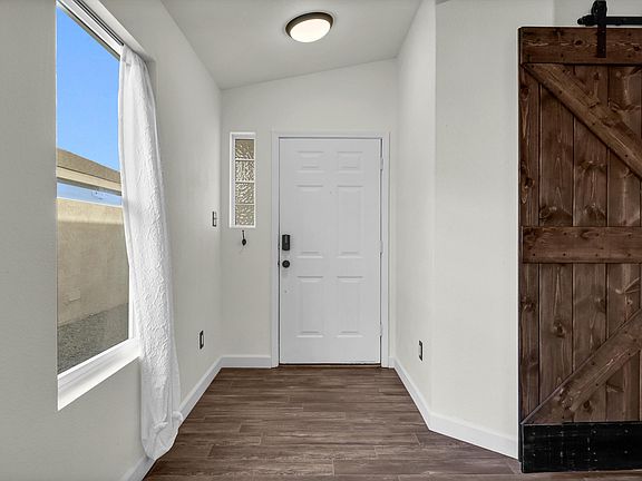 5th image of 537 Soothing Meadows Dr NE