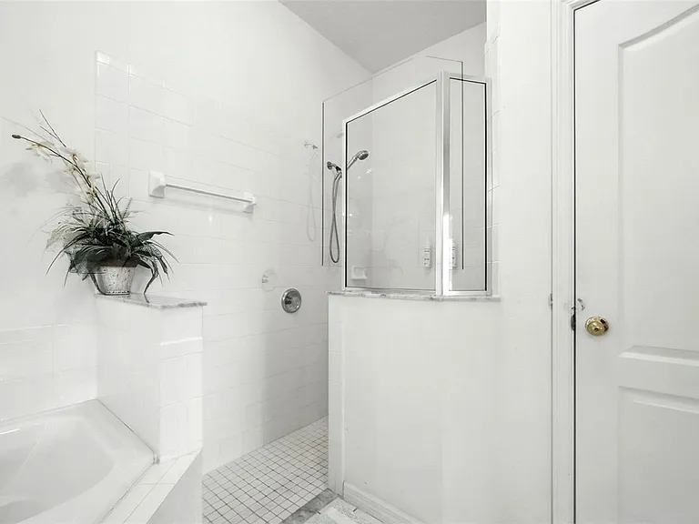 641 Tuscan Hills Blvd — Photo 14