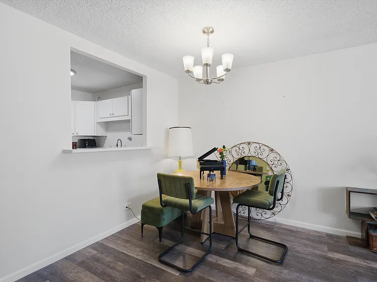801 S Plymouth Ct #713 — Photo 6
