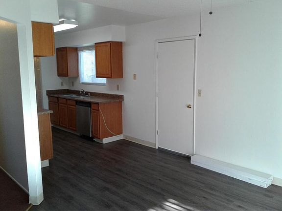 4th image of 6601 Auburn Blvd