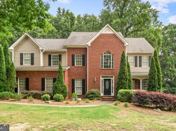 326 Senators Ridge Dr, Dallas, GA 30132
