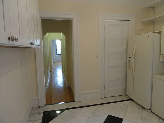 Rented by Manhattan Flats | media 59