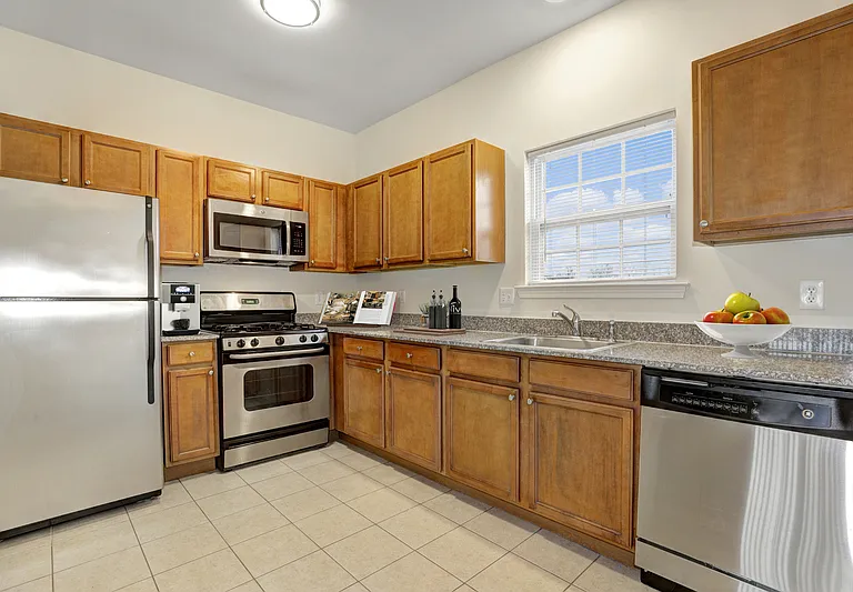 Green Hill Luxury Rentals — Photo 12