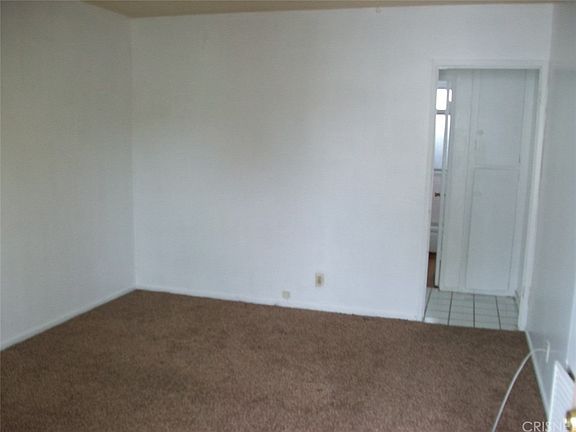 3rd image of 1808 10th St APT 5