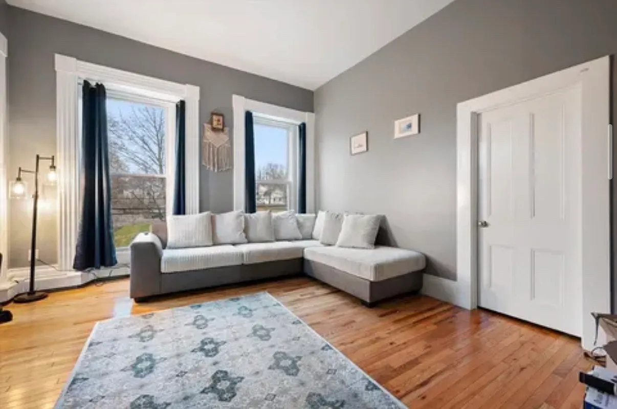 1 bed, 1000 sqft, $1,575 — Photo 1