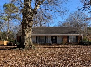 3010 Bannockburn Rd, Memphis, TN 38128