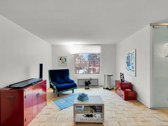 4th image of 40 Arthur St #203
