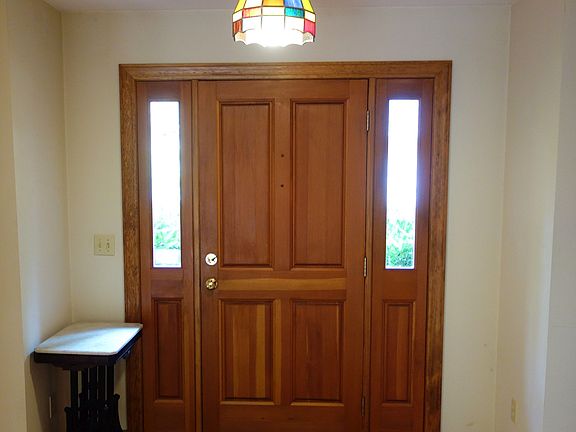 3rd image of 92 Wren Ct