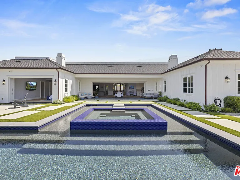 6671 Dume Dr — Photo 39