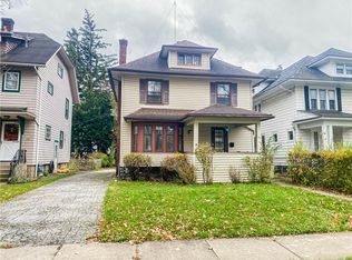 137 Kislingbury St, Rochester, NY 14613