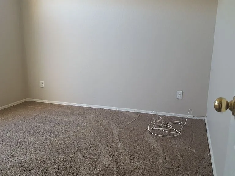 12926 W Fleetwood Ln — Photo 11