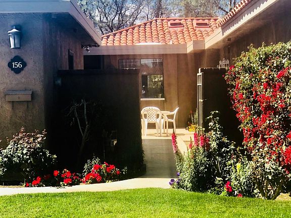 Private Courtyard Entrance