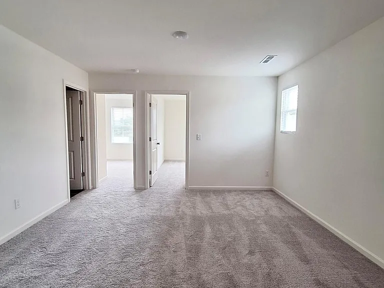 2425 Brookville Dr #A — Photo 15