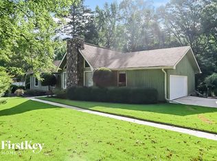 120 Thornton Dr, Fayetteville, GA 30214