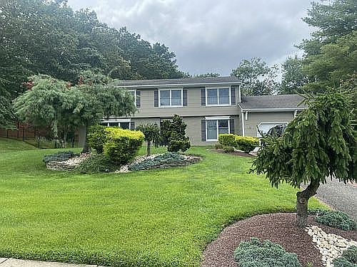 5 bedroom colonial