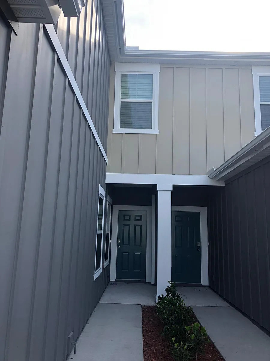 Building Photo - 7841 Echo Springs Rd #1