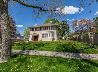 214 N Oak St, Lake City, MN 55041