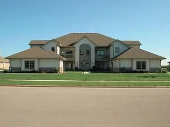 N161W19118 Oakland Dr, Jackson, WI 53037