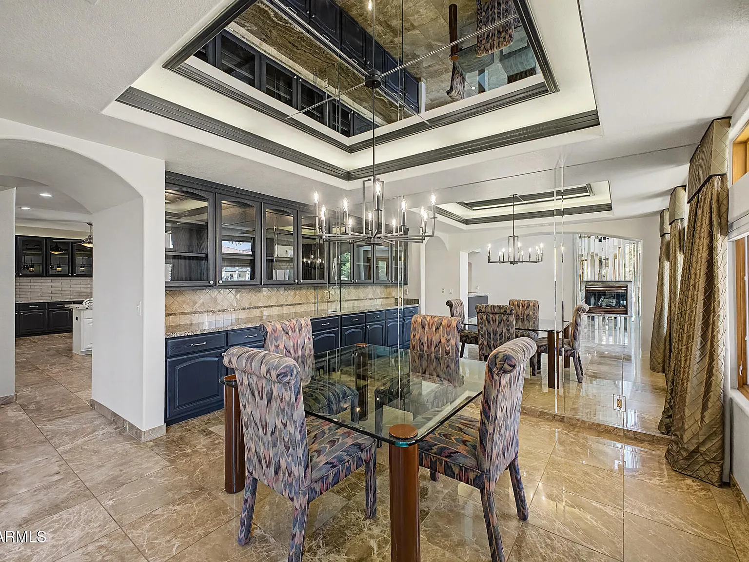 4 bed, 3.5 bath, 3870 sqft, $4,200 — Photo 4