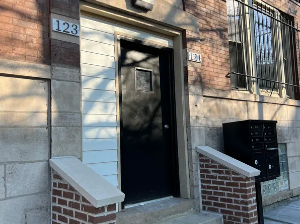 Opal Apartments, 4359 W West End Ave APT 1, Chicago, IL 60624