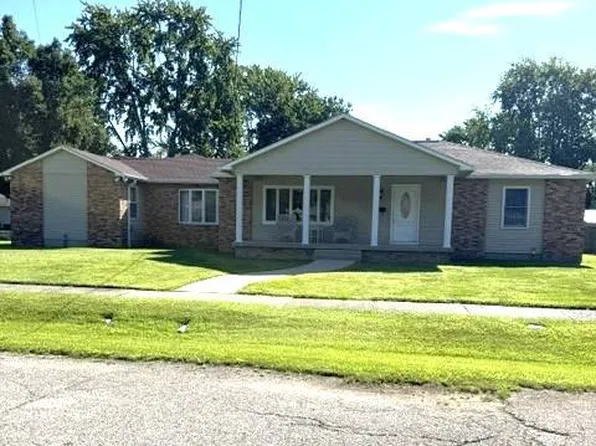 1108 N Argus St, Robinson, IL 62454