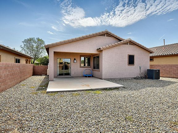 2nd image of 12881 N Fox Hollow Dr